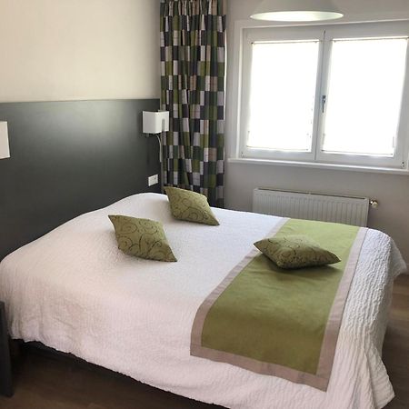 Logis - Hotel Restaurant La Sapiniere Wisques Zewnętrze zdjęcie
