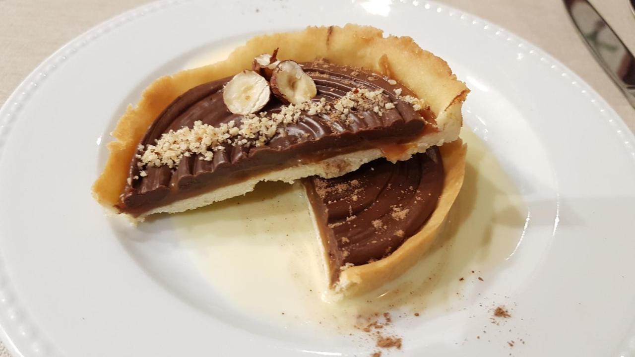 Logis - Hotel Restaurant La Sapiniere Wisques Zewnętrze zdjęcie