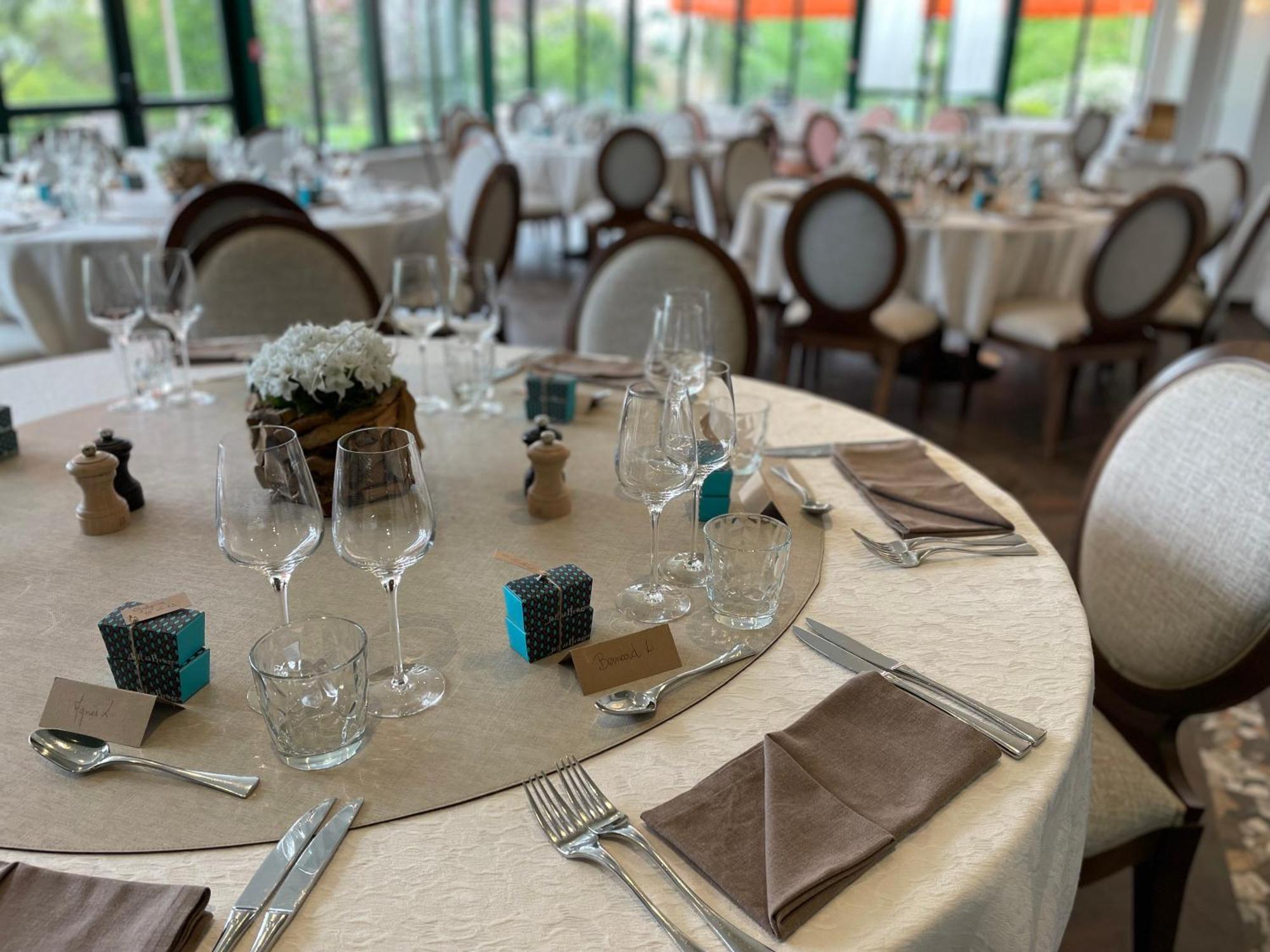 Logis - Hotel Restaurant La Sapiniere Wisques Zewnętrze zdjęcie