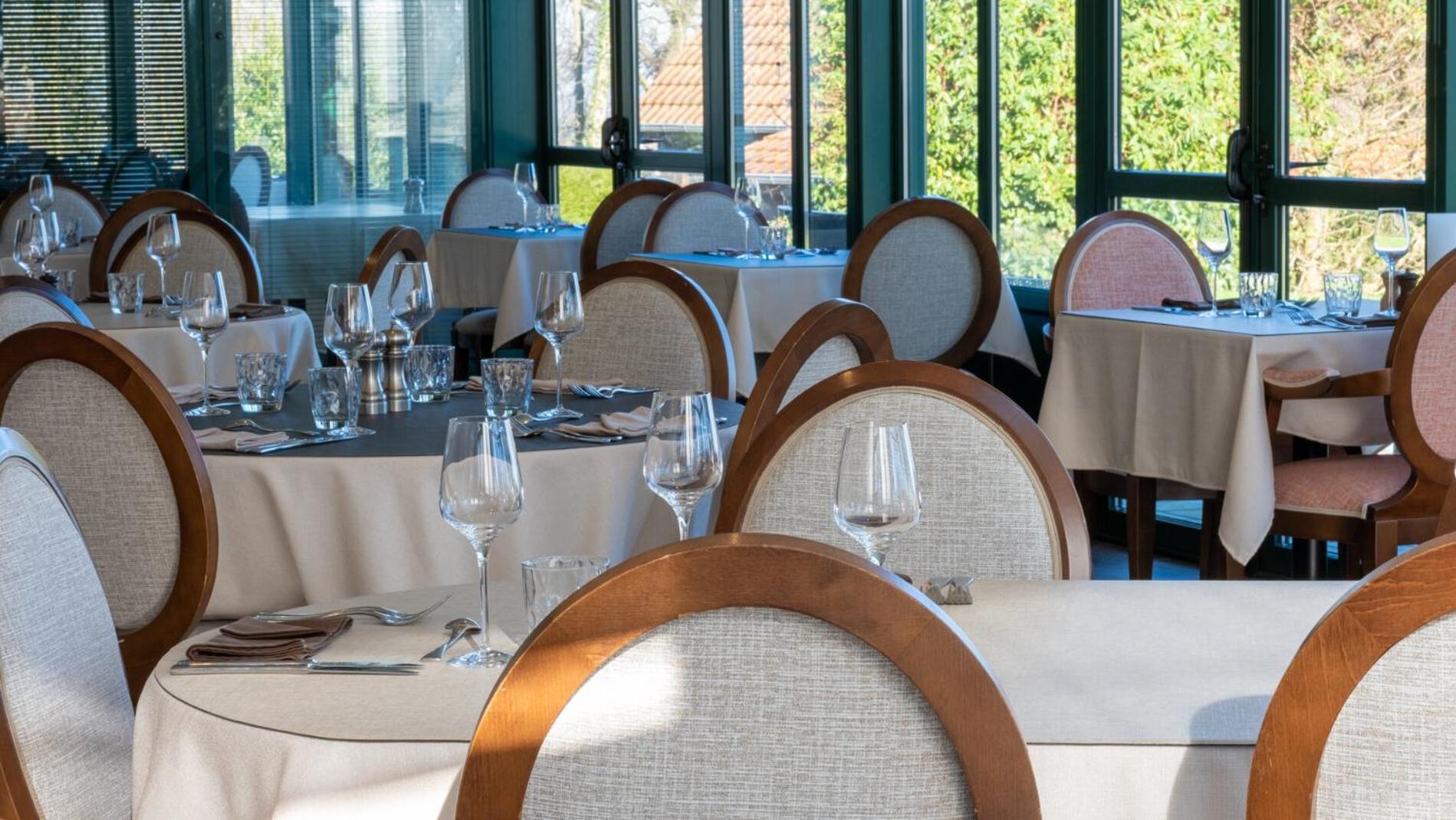 Logis - Hotel Restaurant La Sapiniere Wisques Zewnętrze zdjęcie