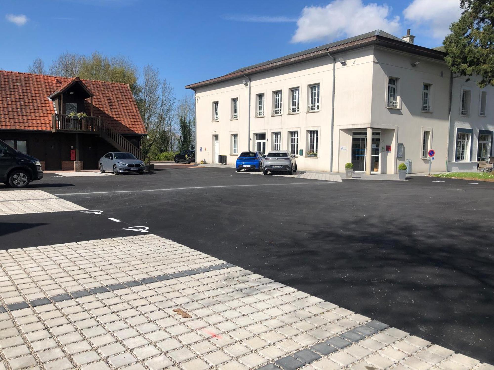 Logis - Hotel Restaurant La Sapiniere Wisques Zewnętrze zdjęcie