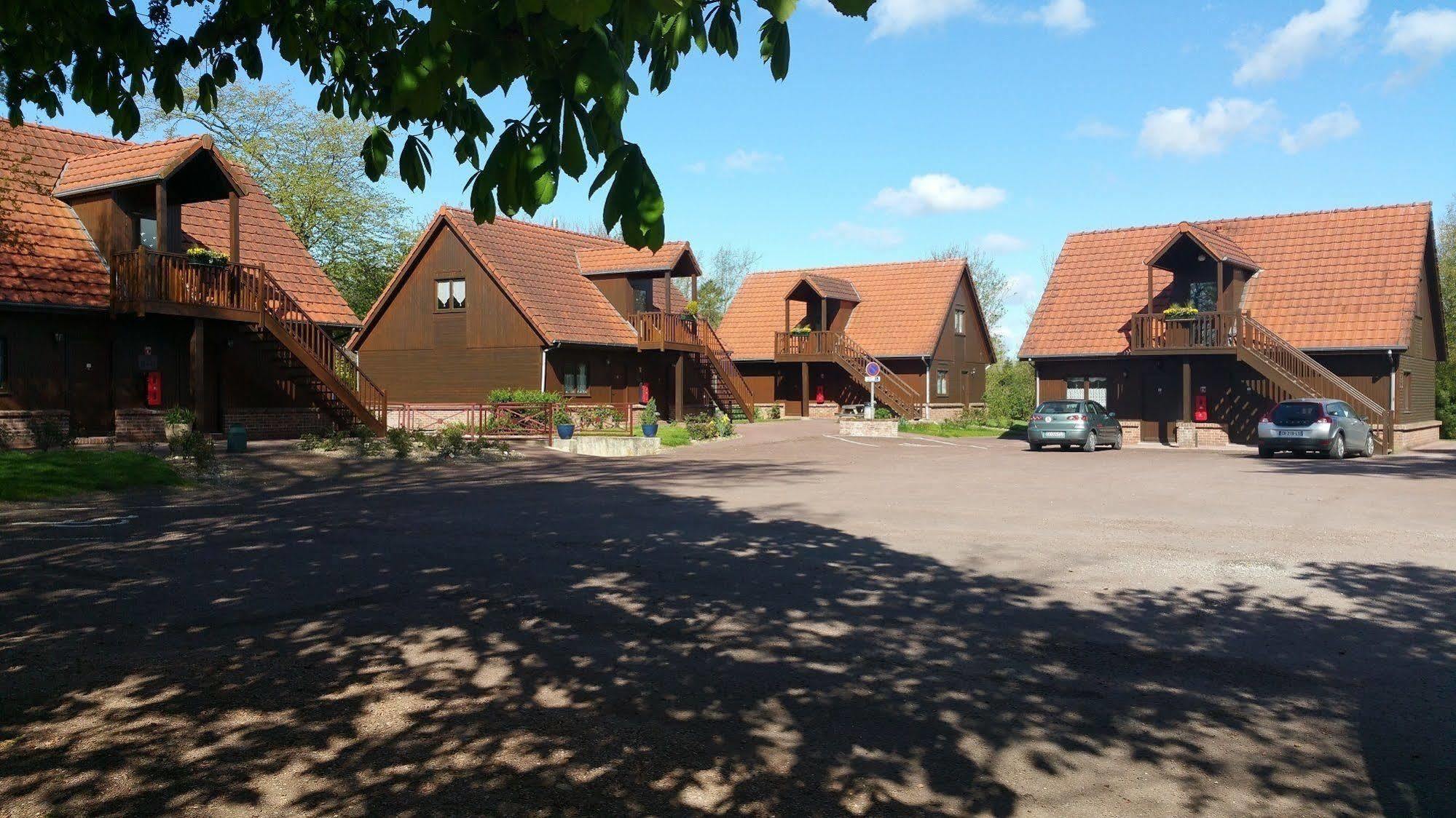 Logis - Hotel Restaurant La Sapiniere Wisques Zewnętrze zdjęcie